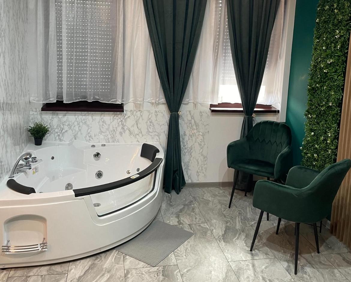 Spanish Apartman 2. Kültér fotó